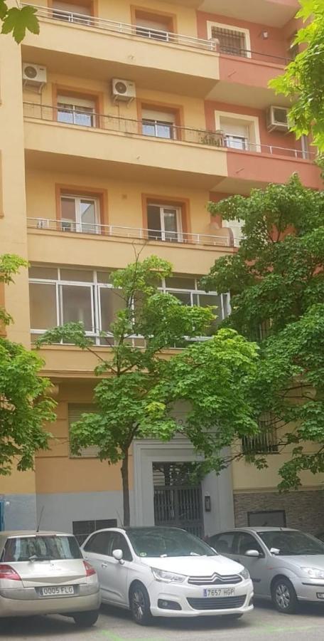 Hostal Vara Madrid Kültér fotó