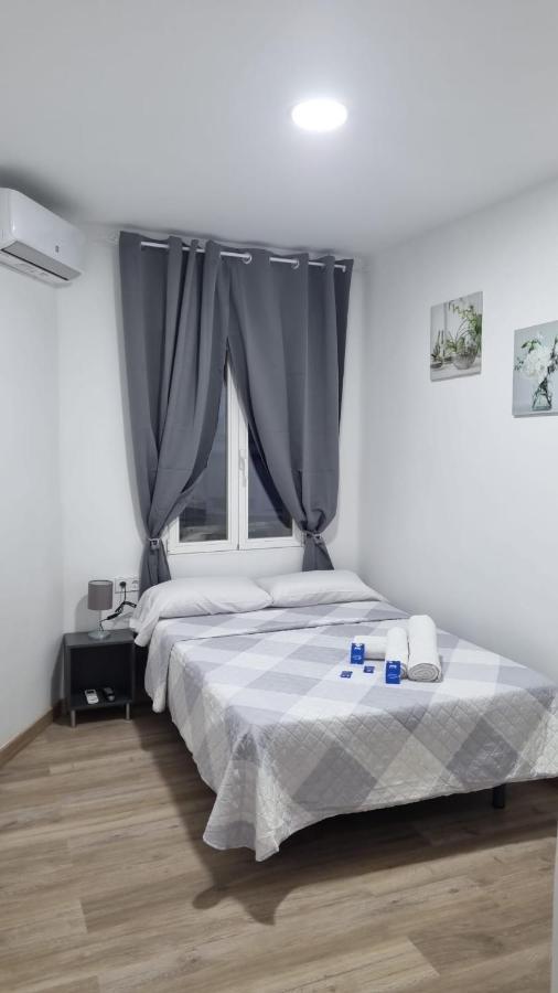 Hostal Vara Madrid Kültér fotó