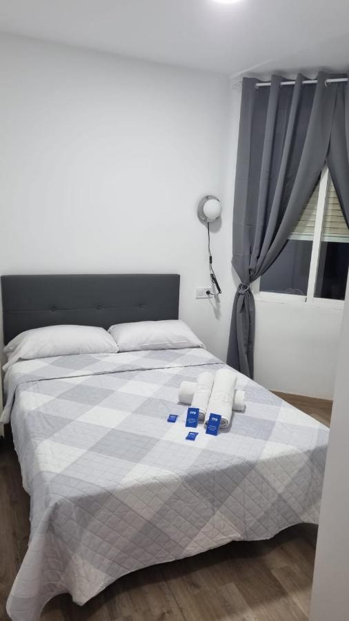 Hostal Vara Madrid Kültér fotó