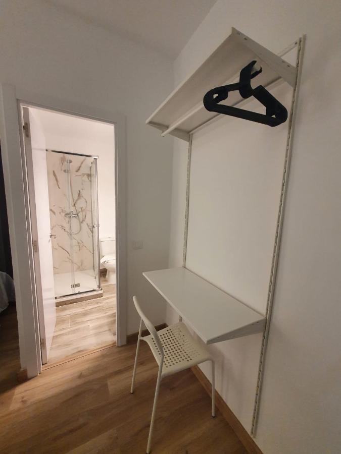 Hostal Vara Madrid Kültér fotó