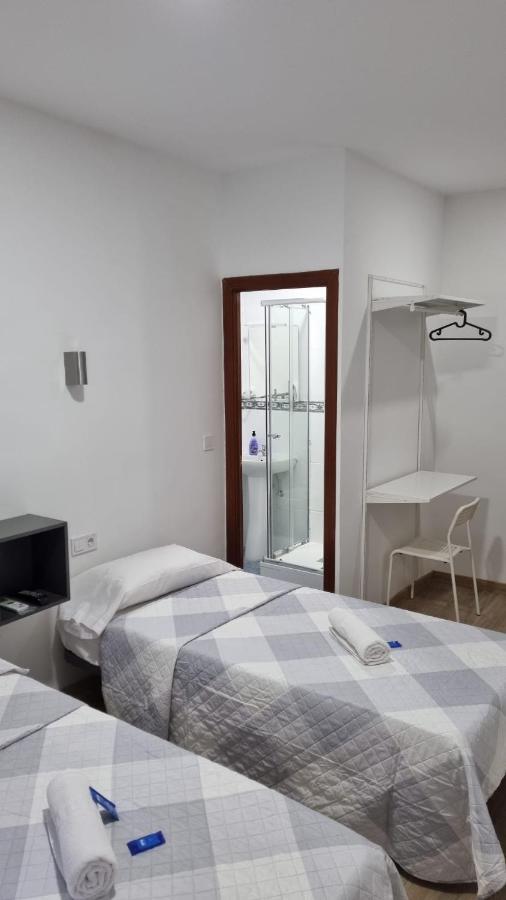 Hostal Vara Madrid Kültér fotó